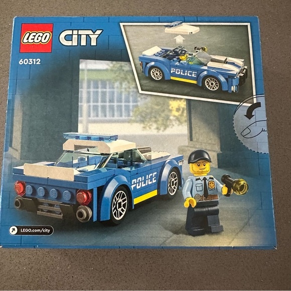 LEGO City Vehicles Bundle 60383 Sports Car (Retired) & 60312 Police Car – Sealed - Picture 4 of 6